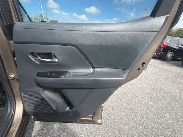 Certified 2026 Nissan Kicks SV FWD image 16