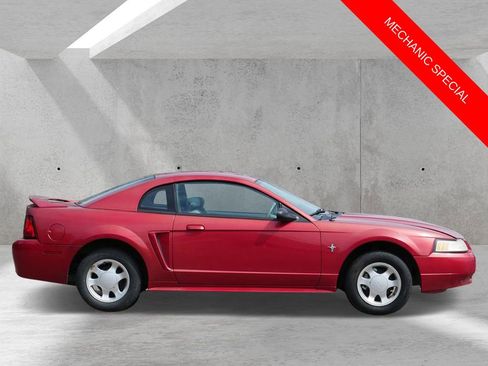Used 2000 Ford Mustang Coupe image 2