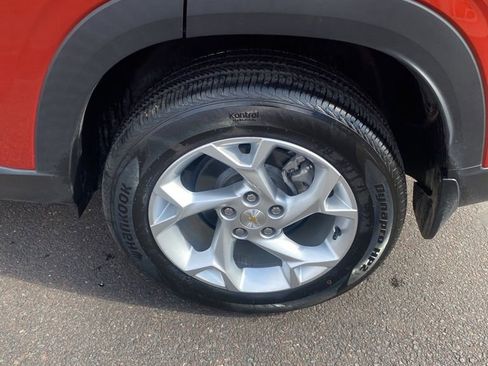 Certified 2024 Chevrolet Trax LS w/ LS Convenience Package image 18