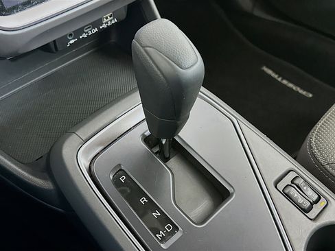 Used 2024 Subaru Crosstrek 2.0i Premium image 24