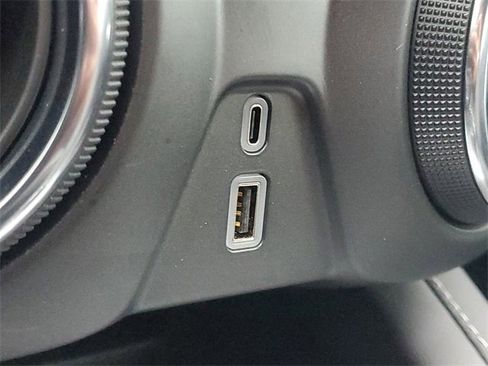 Used 2024 Chevrolet Blazer LT w/ Convenience Package image 29