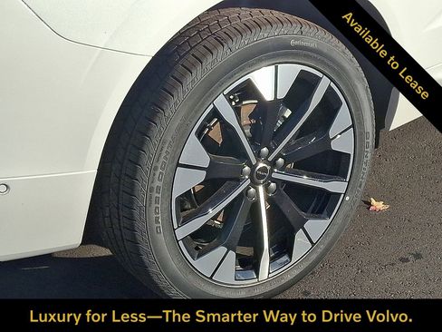 Certified 2026 Volvo XC60 B5 Plus w/ Protection Package Premier AWD/4WD image 5