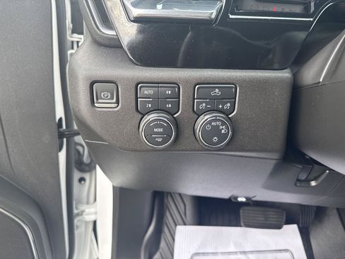 Used 2023 Chevrolet Silverado 1500 LT AWD/4WD image 21