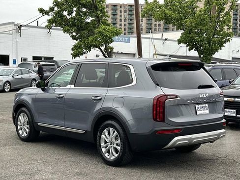 Used 2022 Kia Telluride LX FWD image 4