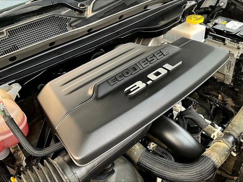 Used 2022 RAM 1500 Laramie image 32