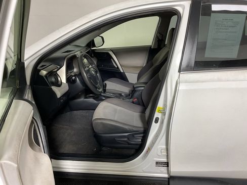 Used 2013 Toyota RAV4 XLE AWD/4WD image 20