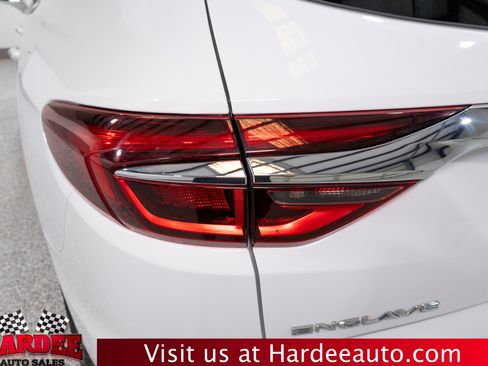 Used 2020 Buick Enclave Essence w/ Sound and Sites Package image 9