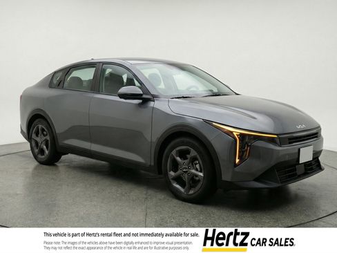 Used 2025 Kia K4 FWD image 1