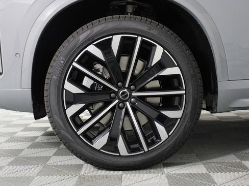 New 2026 Volvo XC90 T8 Plus w/ Protection Package Premier image 13