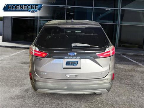 Certified 2022 Ford Edge SEL w/ Convenience Package AWD/4WD image 4