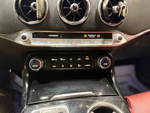 Used 2022 Kia Stinger GT-Line w/ Sun & Sound Package image 30