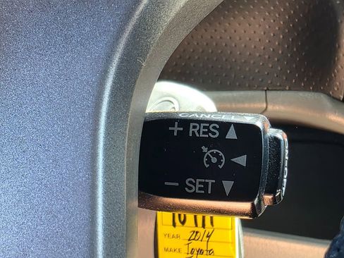 Used 2014 Toyota Tacoma PreRunner w/ TRD Off-Road Package image 47