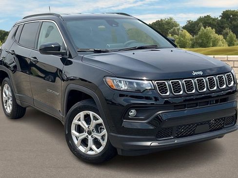 New 2025 Jeep Compass Latitude w/ Convenience Group image 2