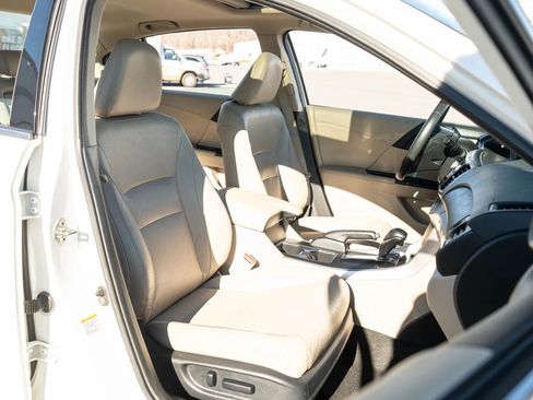 Used 2013 Honda Accord EX-L image 19