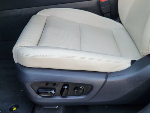 Certified 2024 Lexus RX 350 FWD w/ Convenience Package image 23