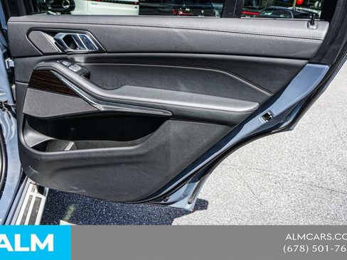 Used 2024 BMW X7 xDrive40i AWD/4WD image 64
