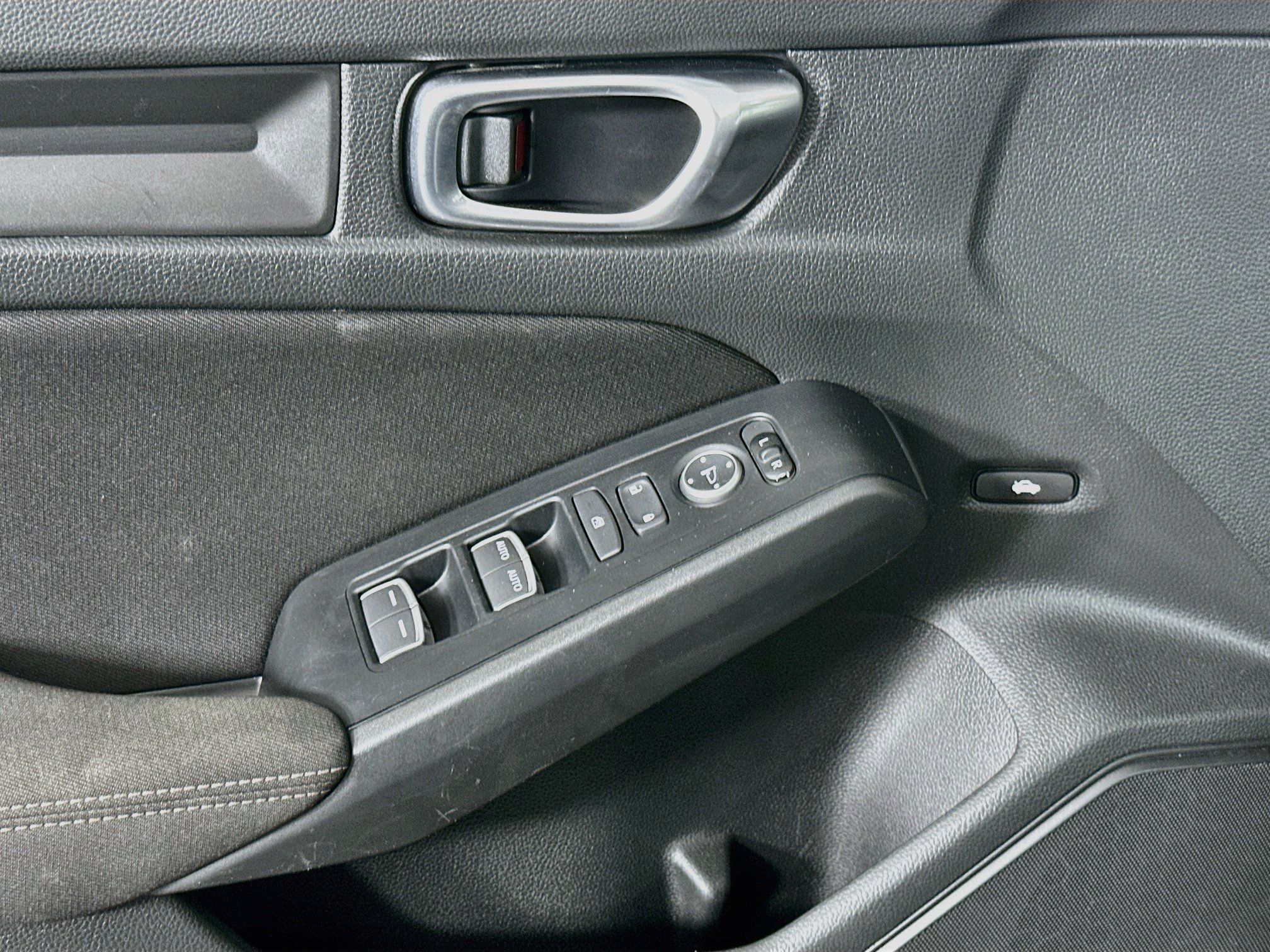 Used 2025 Honda Civic LX image 15