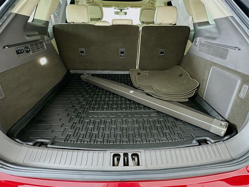 Used 2020 Lincoln Nautilus Reserve w/ Equipment Group 201A image 28