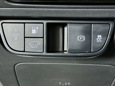Used 2025 Kia EV6 Wind RWD image 17