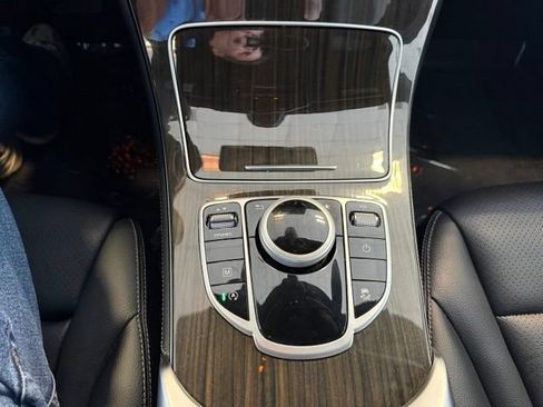 Used 2018 Mercedes-Benz GLC 300 4MATIC image 18