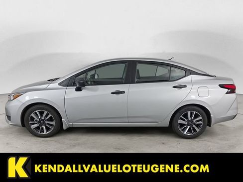 Used 2023 Nissan Versa S w/ S Plus Package FWD image 2