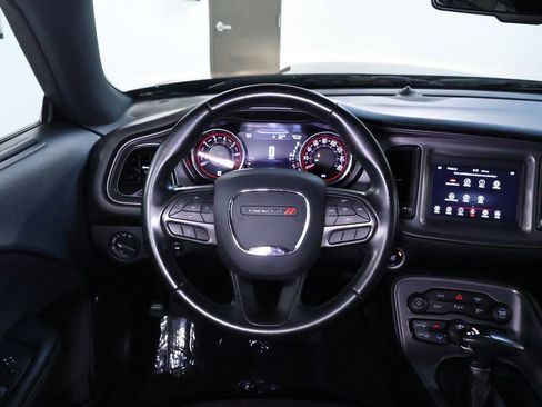 Used 2023 Dodge Challenger GT image 18