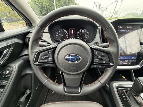Used 2024 Subaru Crosstrek 2.5i Limited w/ Crosstrek Mirror Package AWD/4WD image 23