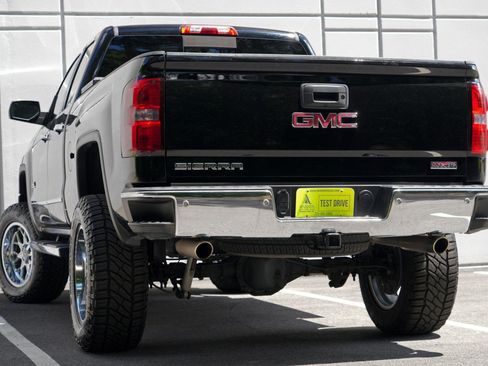 Used 2014 GMC Sierra 1500 SLT w/ All-Terrain Package AWD/4WD image 5