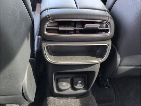 Used 2024 Genesis GV80 2.5T image 33