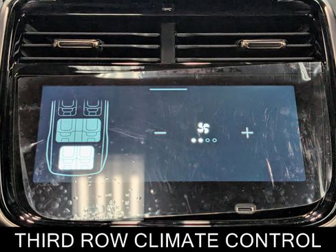 Used 2024 Rivian R1S Adventure AWD/4WD image 23