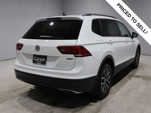 Used 2021 Volkswagen Tiguan S image 2
