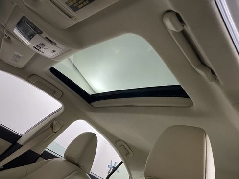 Used 2018 Lexus ES 350 w/ Navigation System Package FWD image 20