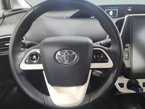Used 2018 Toyota Prius Prime Premium image 26