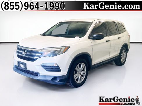 Used 2017 Honda Pilot LX image 1