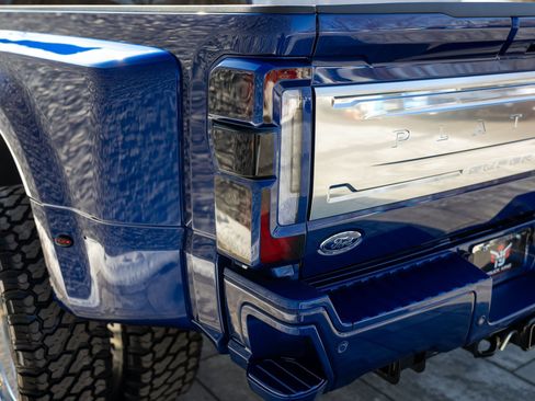 Used 2026 Ford F450 Platinum w/ Platinum Plus Package image 30