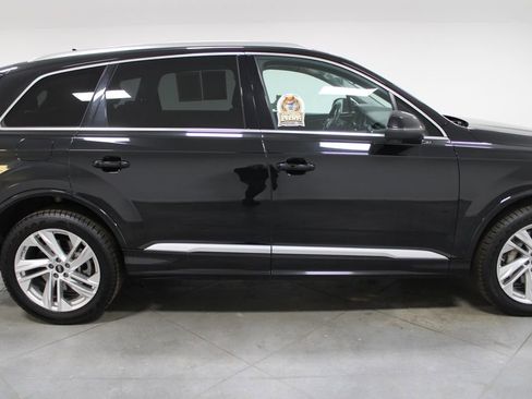 Used 2023 Audi Q7 3.0T Premium Plus image 11