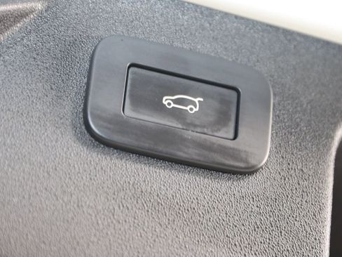 Used 2024 Land Rover Discovery Sport Dynamic SE AWD/4WD image 55