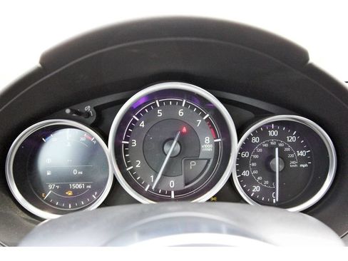Used 2019 MAZDA MX-5 Miata RF Grand Touring RWD image 17