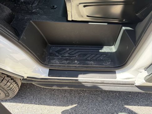New 2026 Ford Transit 250 148 Medium Roof RWD image 15