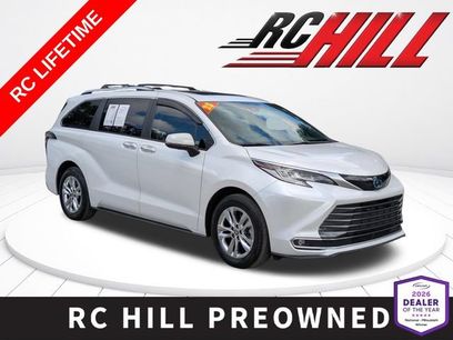 Used 2023 Toyota Sienna Limited