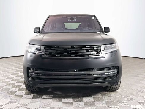 Used 2023 Land Rover Range Rover Autobiography AWD/4WD image 2
