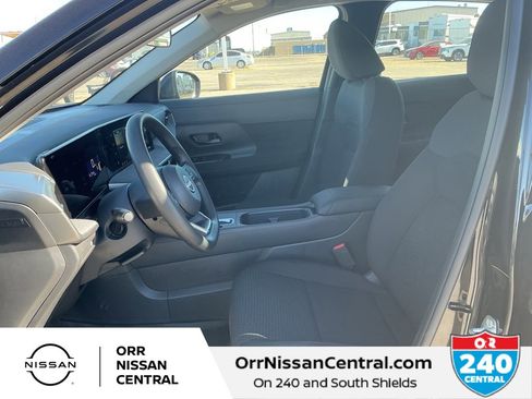 New 2026 Nissan Kicks S image 17