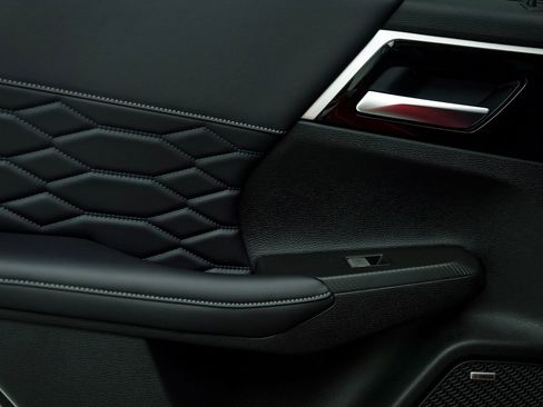 New 2026 Mitsubishi Outlander SEL image 25