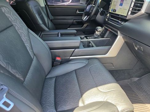 Used 2024 Toyota Tundra Limited AWD/4WD image 20