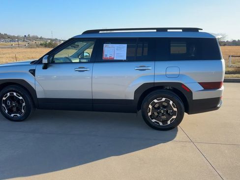 Used 2025 Hyundai Santa Fe SEL image 6