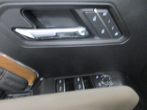 New 2026 GMC Canyon Denali AWD/4WD image 17