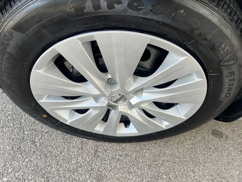 Certified 2023 Nissan Sentra S FWD image 36
