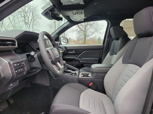 New 2026 Toyota Tacoma TRD Off-Road image 15