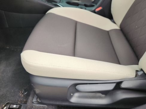 Used 2025 Toyota Corolla LE FWD image 29