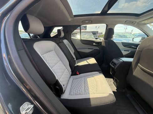 Used 2019 Chevrolet Equinox LT w/ Sun & Navigation Package FWD image 21